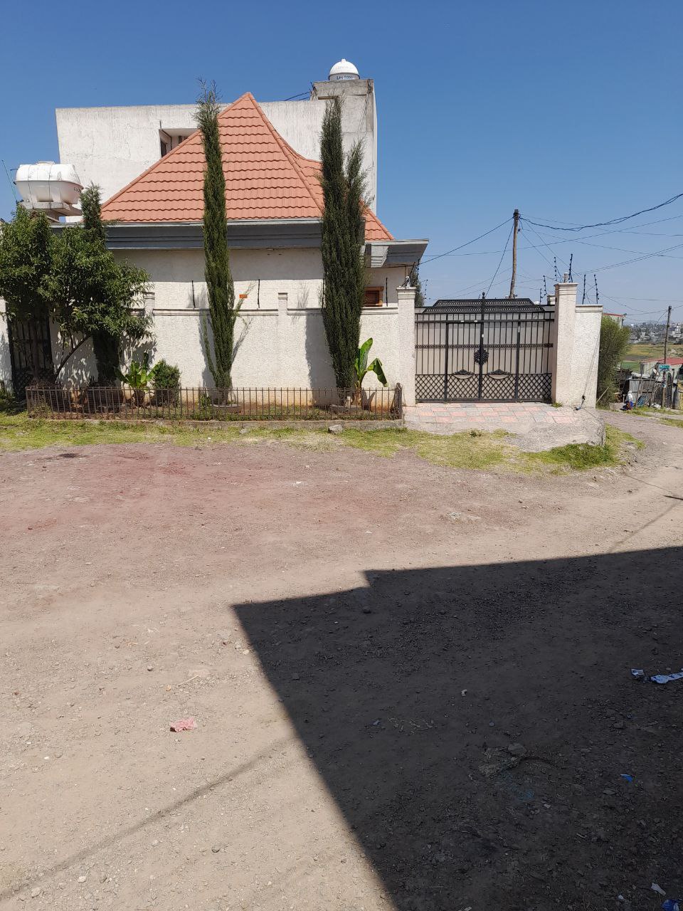 150 ካሬ የሚሸጥ ቪላ ቤት በአያት