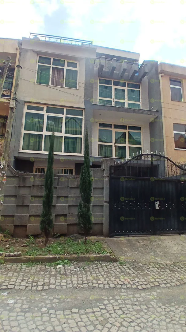 94 ካሬ የሚሸጥ G+2 ቤት በፍየል ቤት