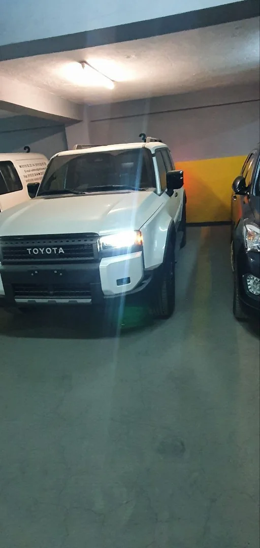 2025 Model-Toyota Landcruiser Parado