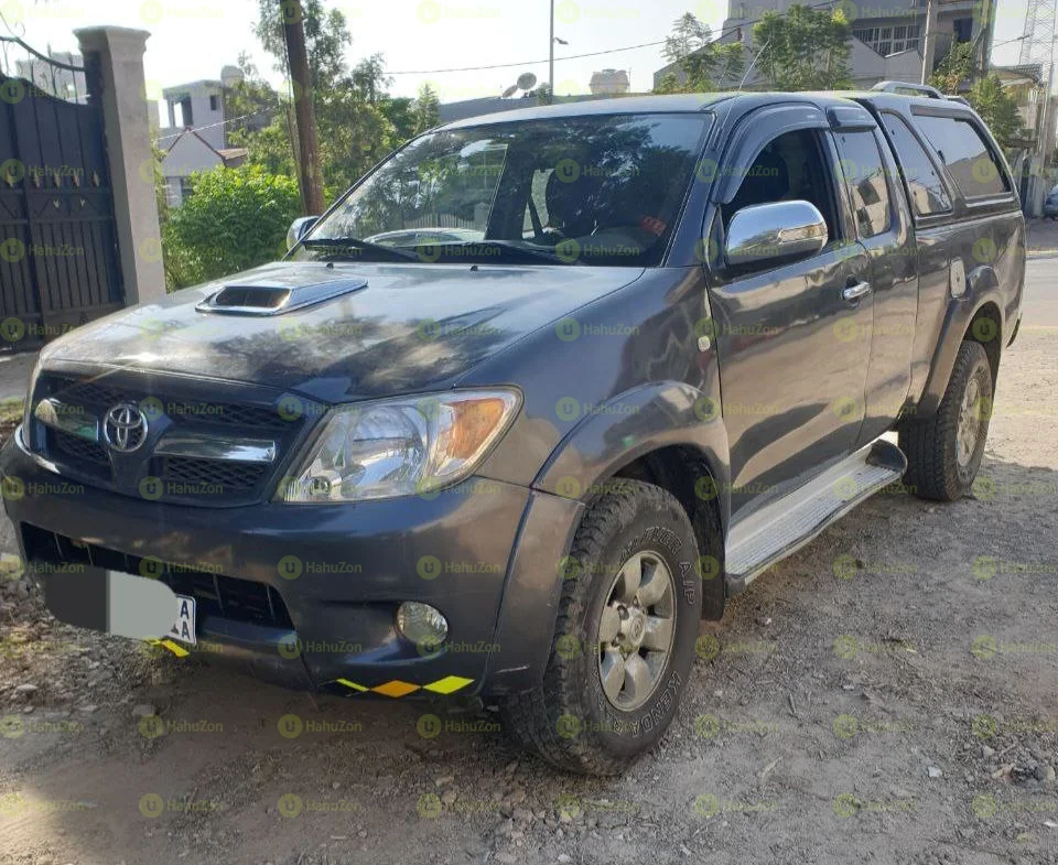 2008 Model-Toyota Hilux
