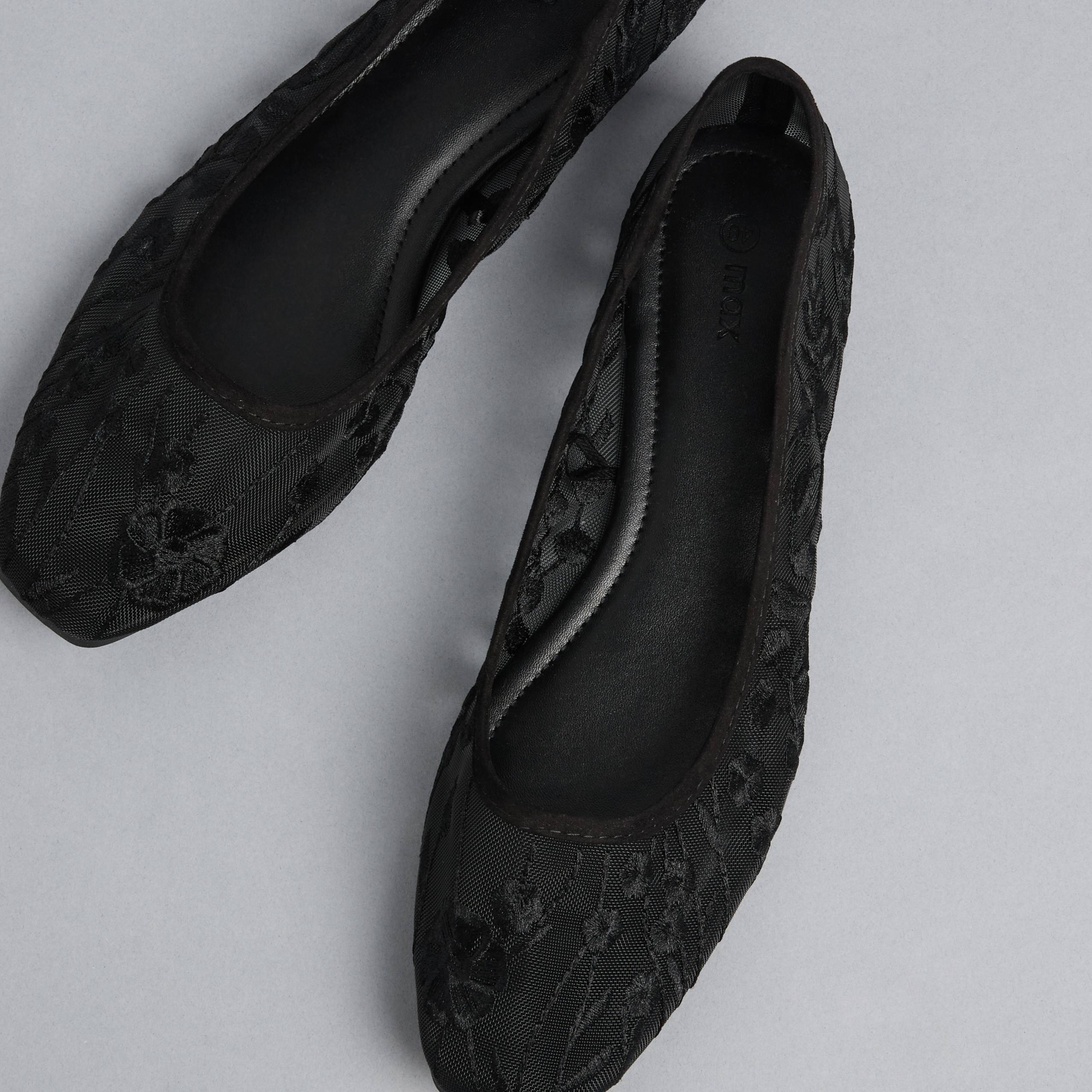 Max Floral Mesh Slip On Women's Flat