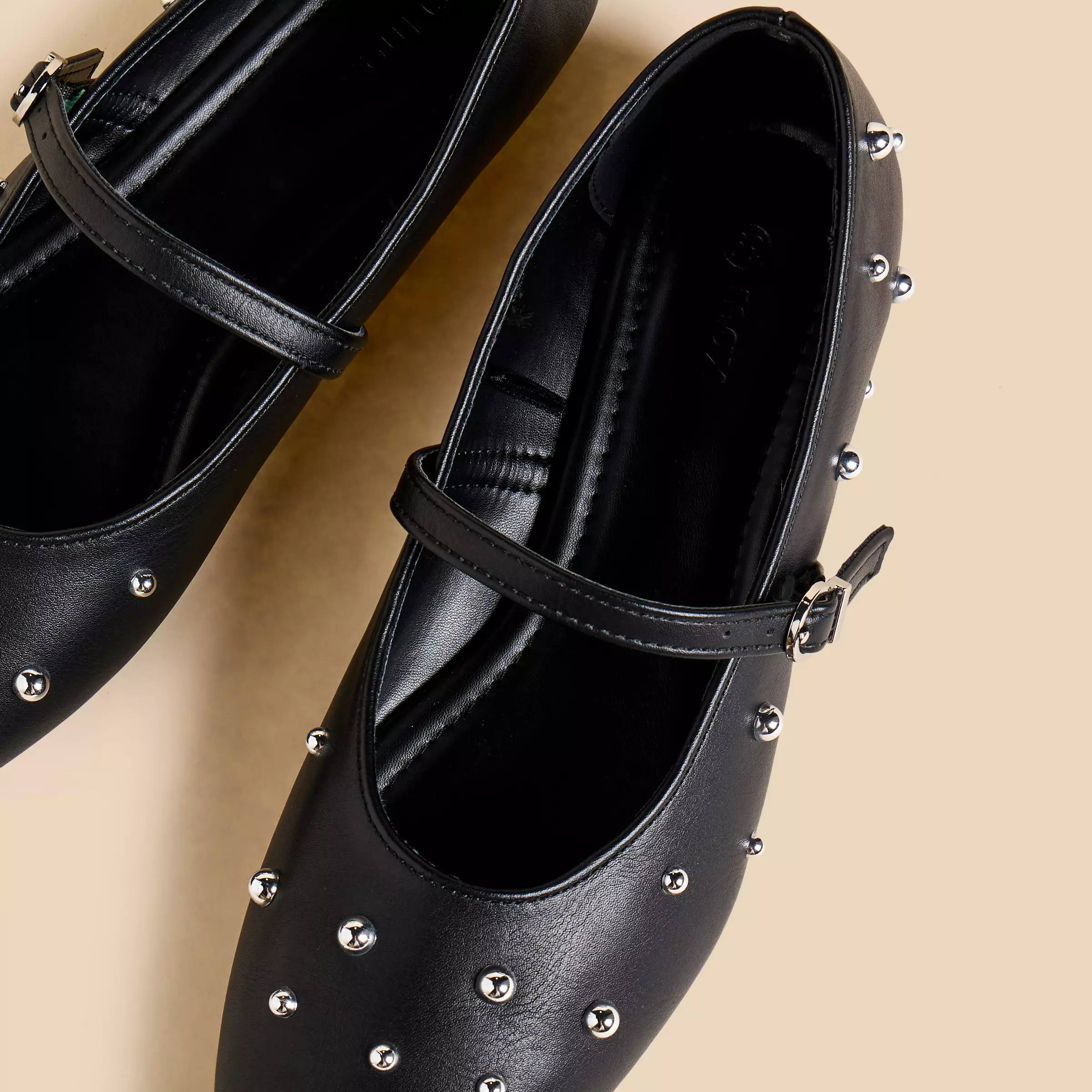 Max Embellished Ballerina Shoe