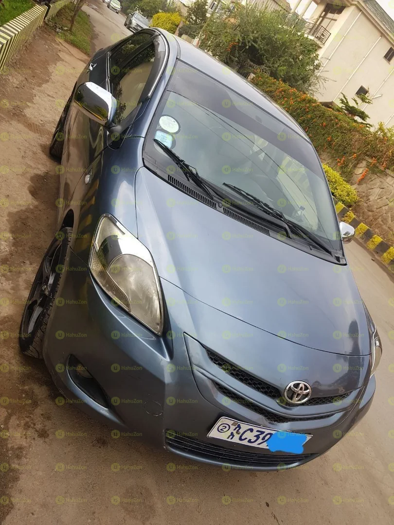 2008 Model-Toyota Yaris Sedan