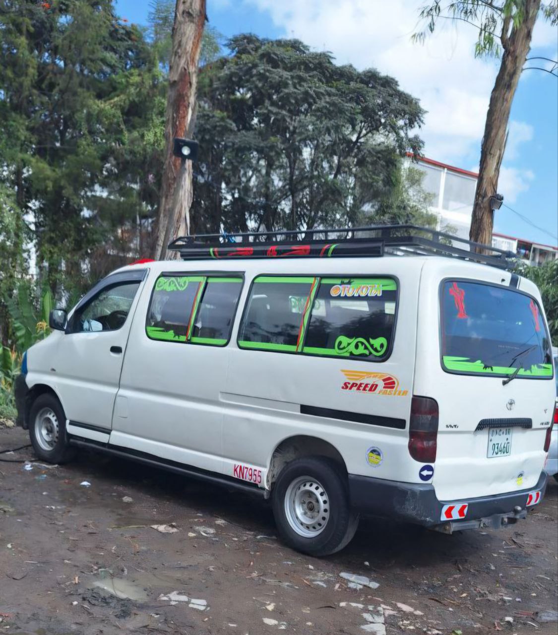 2008 Model-Toyota Hiace Dolphin