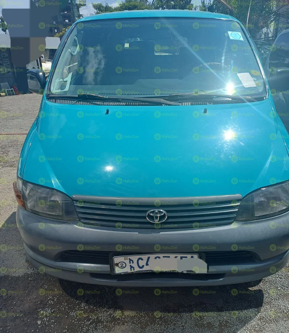 2003 Moel-Toyota Hiace Dolphin