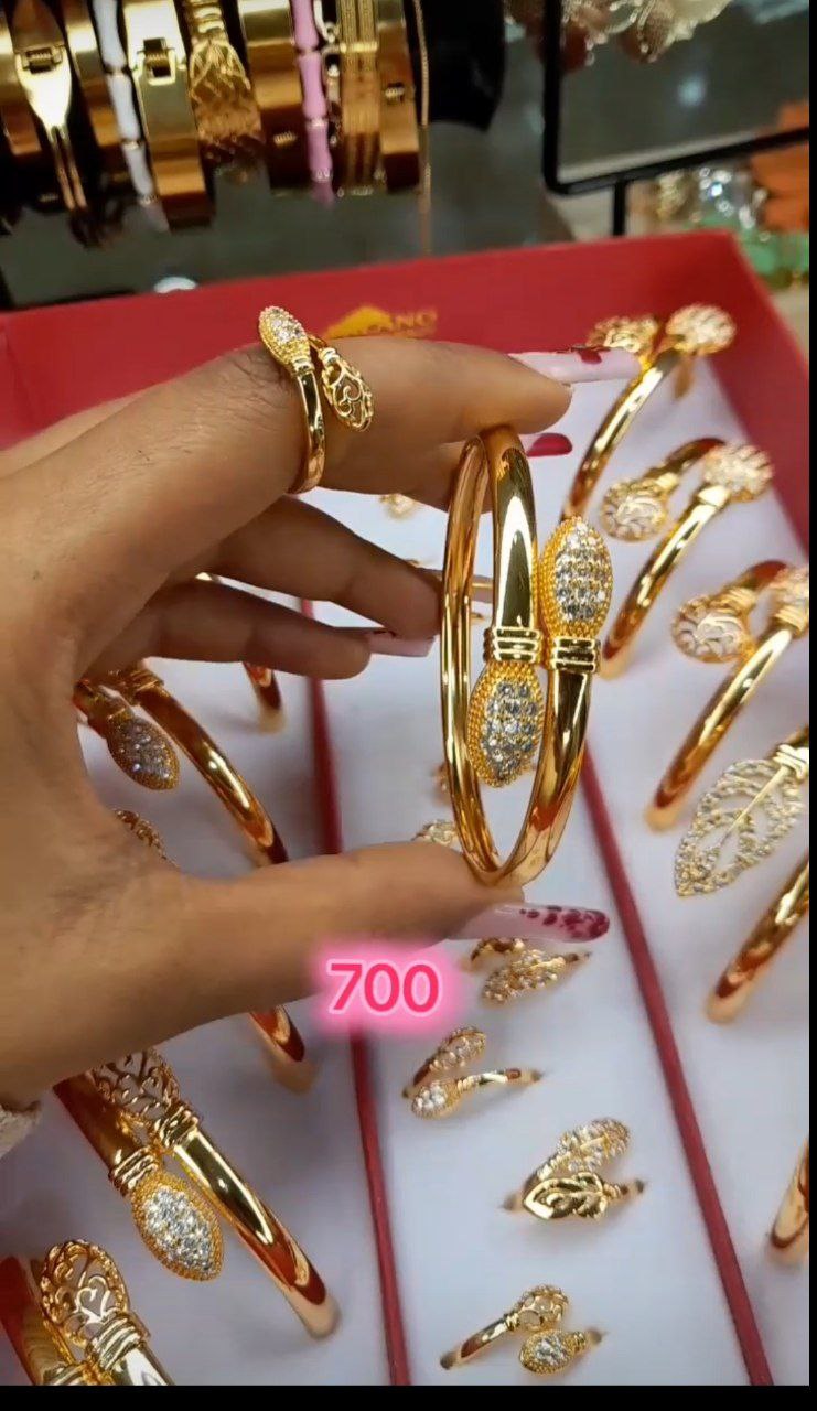 1  ፒስ የእጅ አንባር