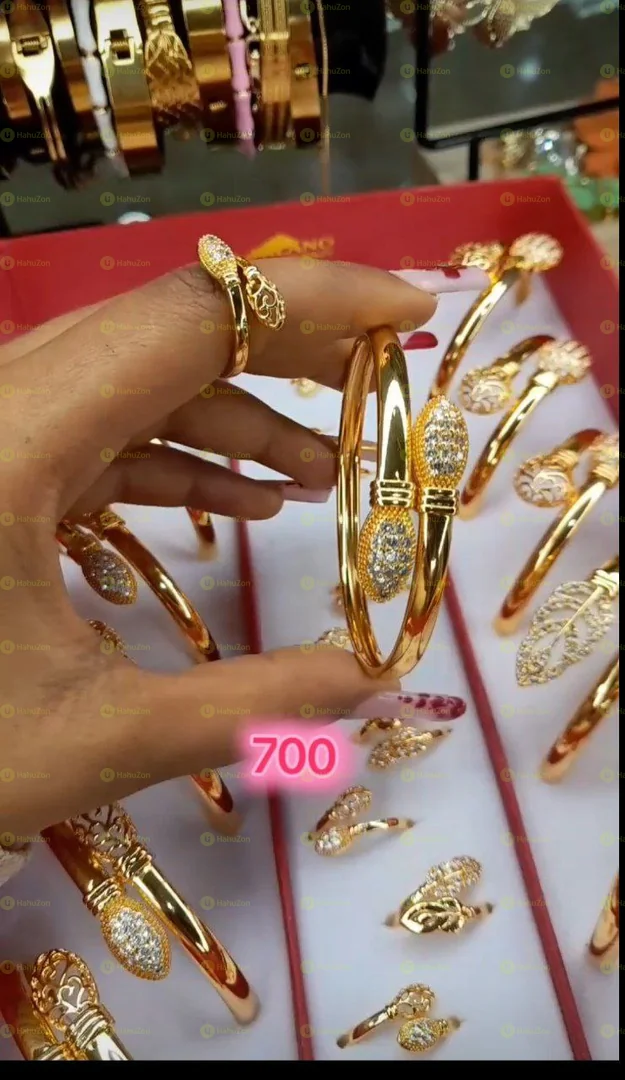 1  ፒስ የእጅ አንባር