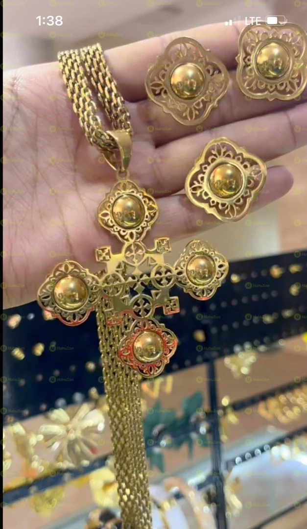 3 ፒስ የአንገትና የጆሮ ጌጥ