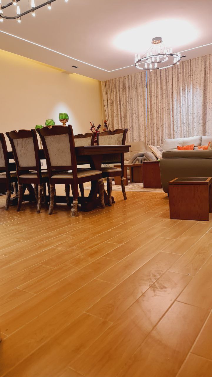 174 ካሬ የሚሸጥ አፓርትመንት ከነ ሙሉ እቃው በሰሚት