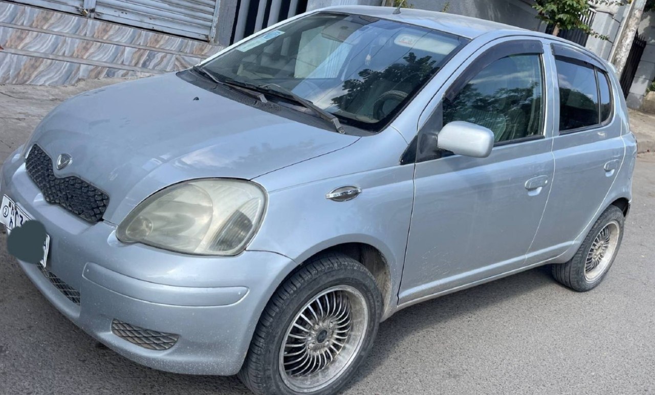 2003 Model-Toyota Vitz