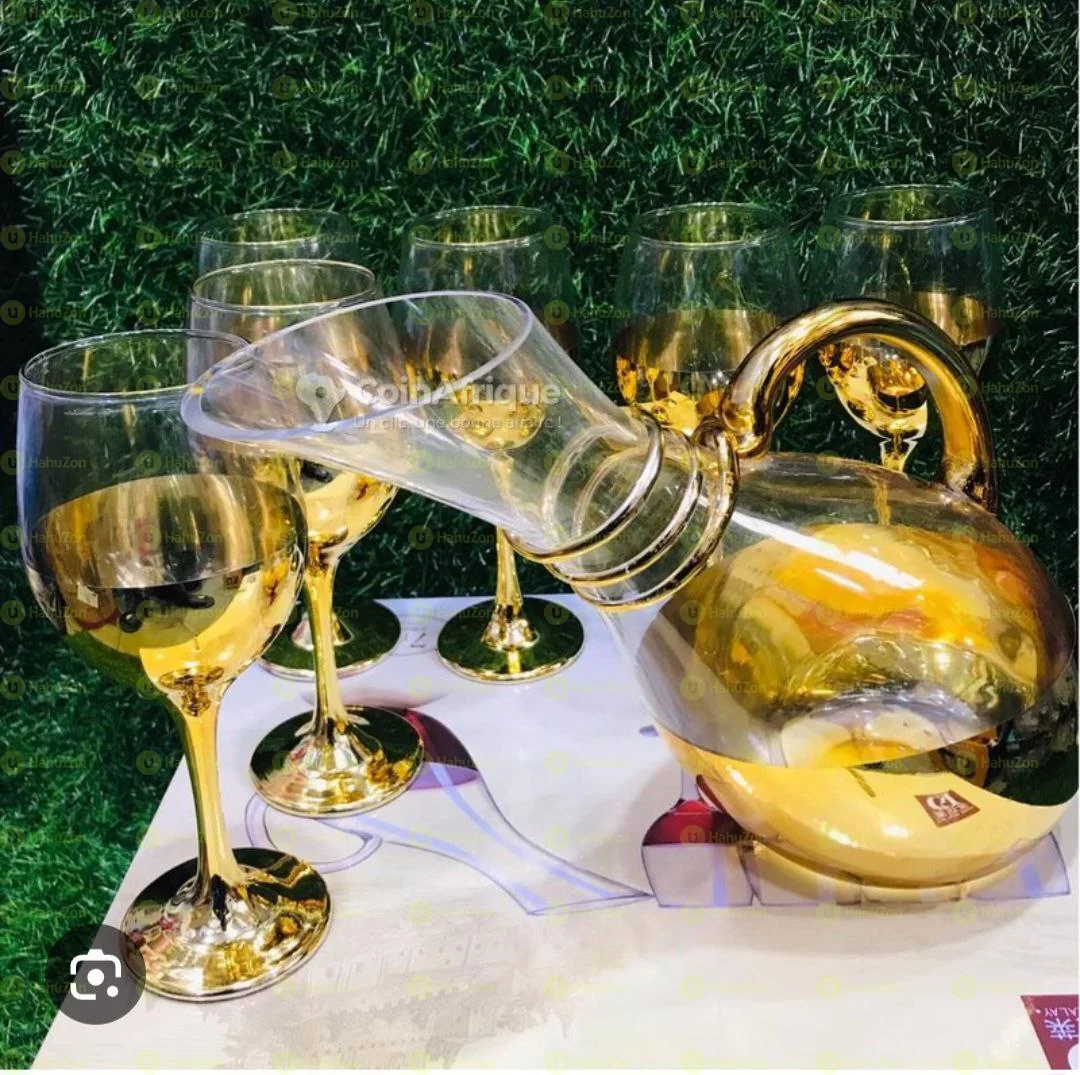 የተለያዩ መጠጥ ማቅረቢያ