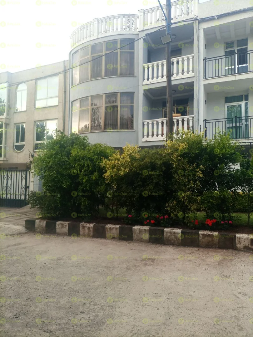 94 ካሬ የሚሸጥ G+3  ቢኦአት በፍየል ቤት