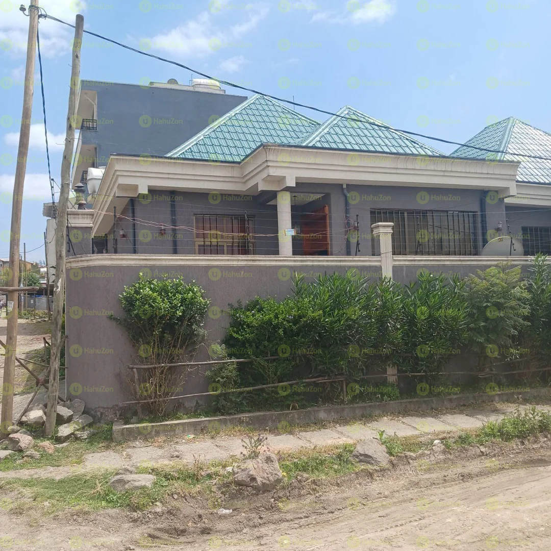 150 ካሬ የሚሸጥ ቪላ ቤት በአያት