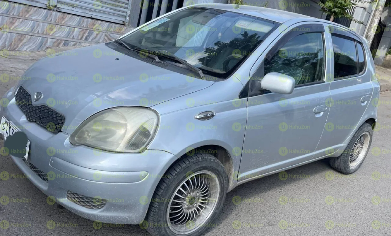 2002 Model-Toyota Vitz
