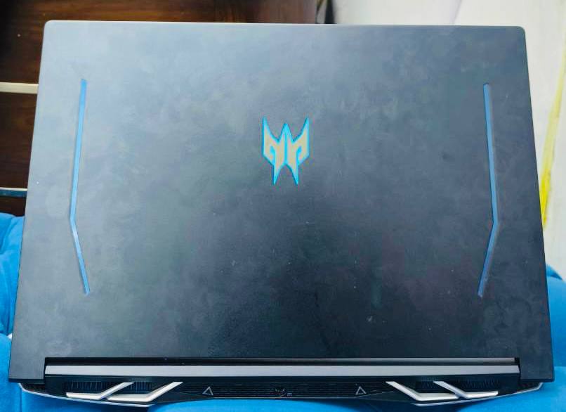 Acer PREDATOR HELIOS 300  Intel core i7-11th Generation Laptop