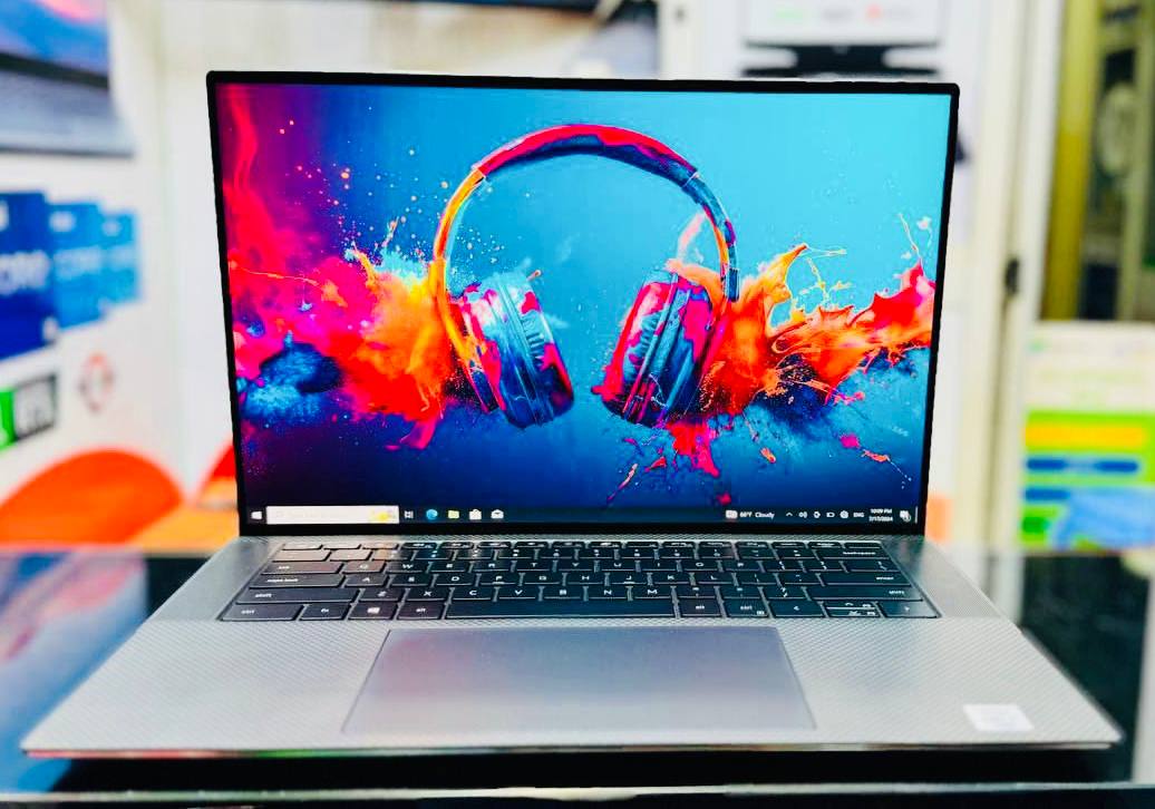 Dell Precision Model 5550 Precision Laptop