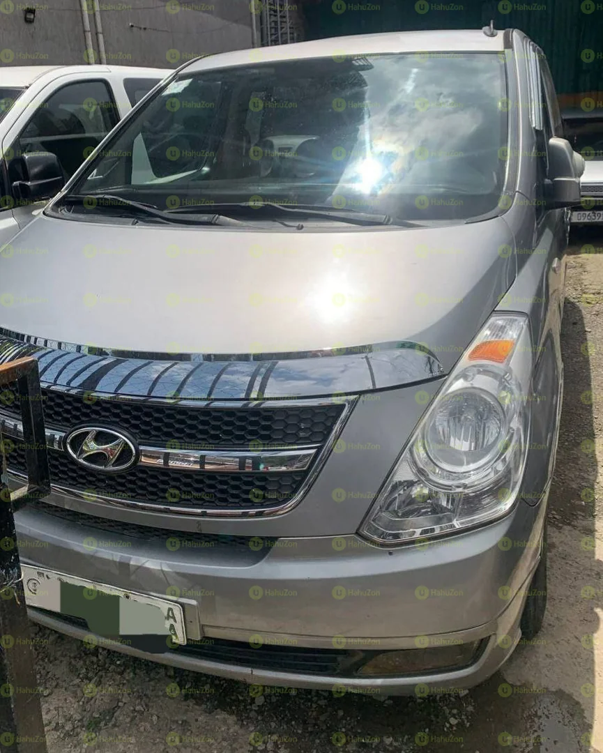 2014 Model-Hyundai Grand Starex