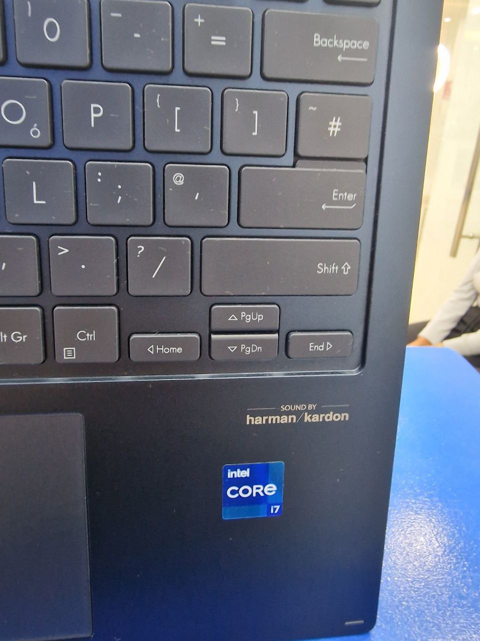 Asus Zenbook Flip ntel Core i7 13th Gen Laptop