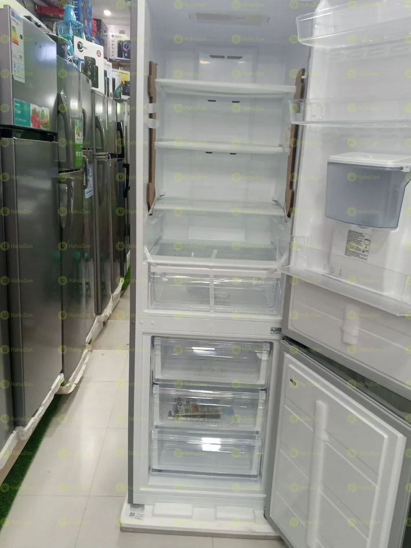 Midea 424 L Fridge
