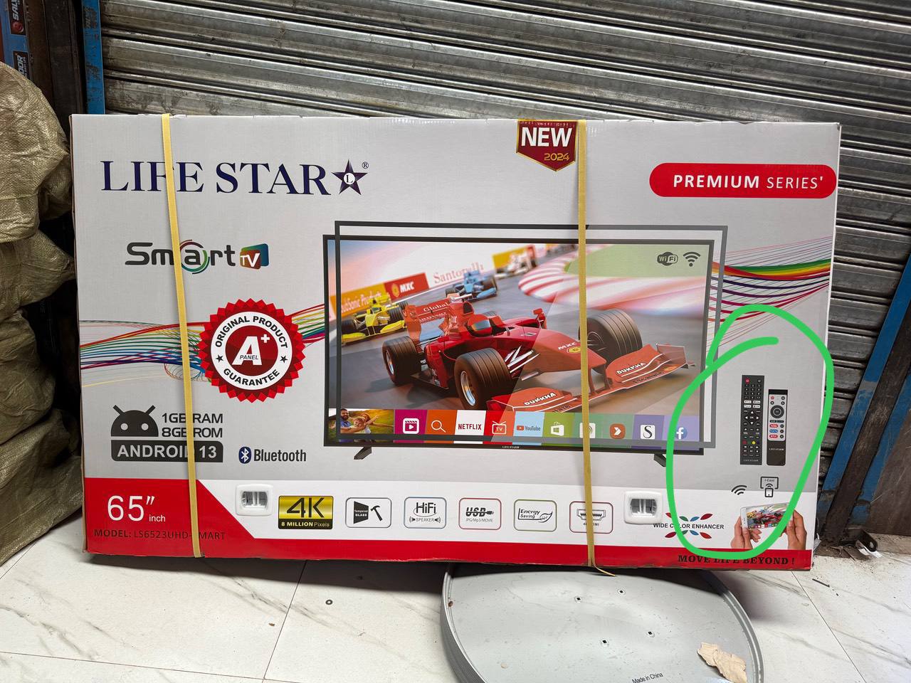 LIFESTAR 65 Inch Smart TV