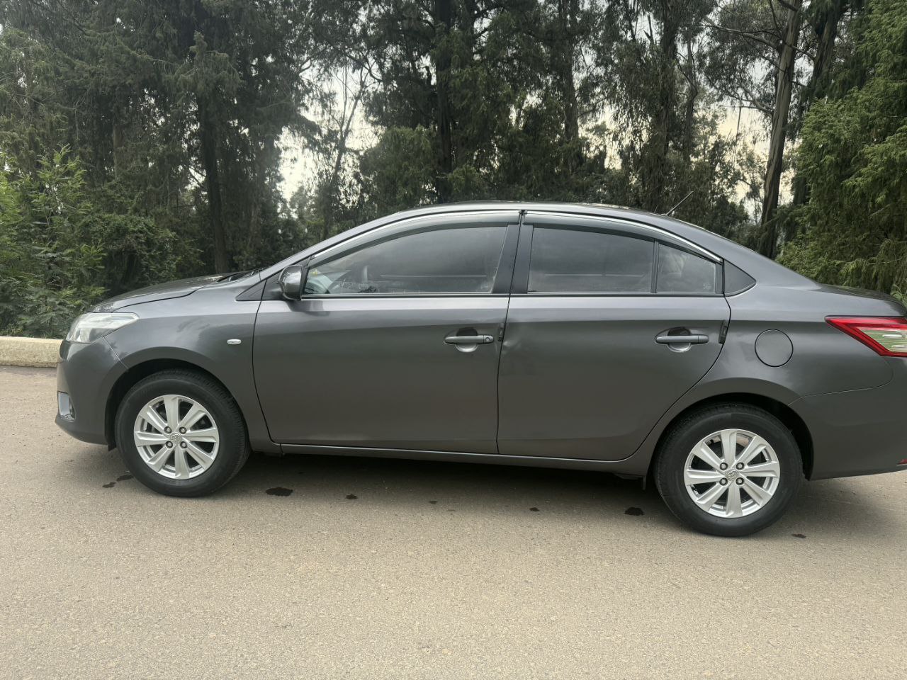 2015 Model-Toyota Yaris Sedan