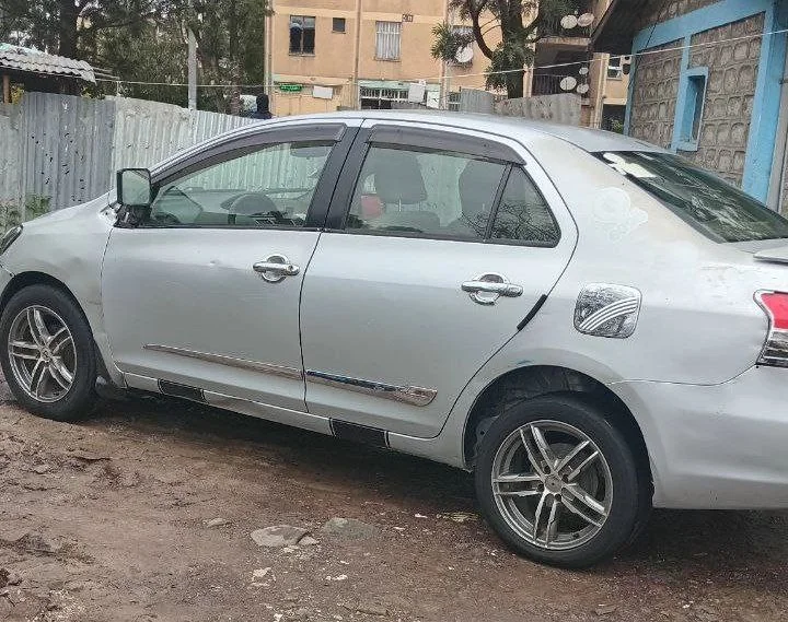 2009 Model-Toyota Yaris Belta