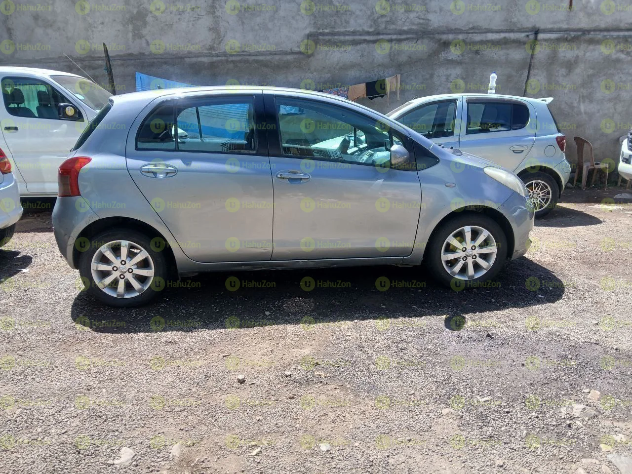 2009 Model-Toyota Yaris Compact