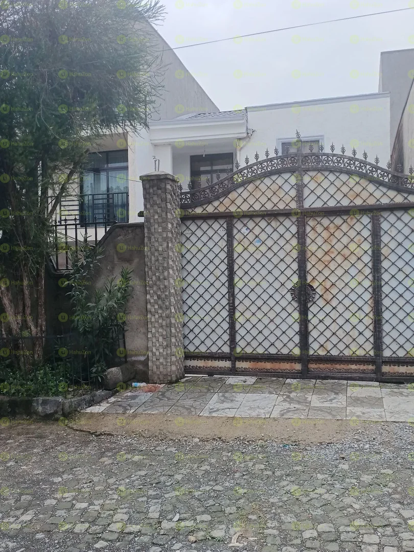 150 ካሬ የሚሸጥ G+1 ቤት በሰሚት