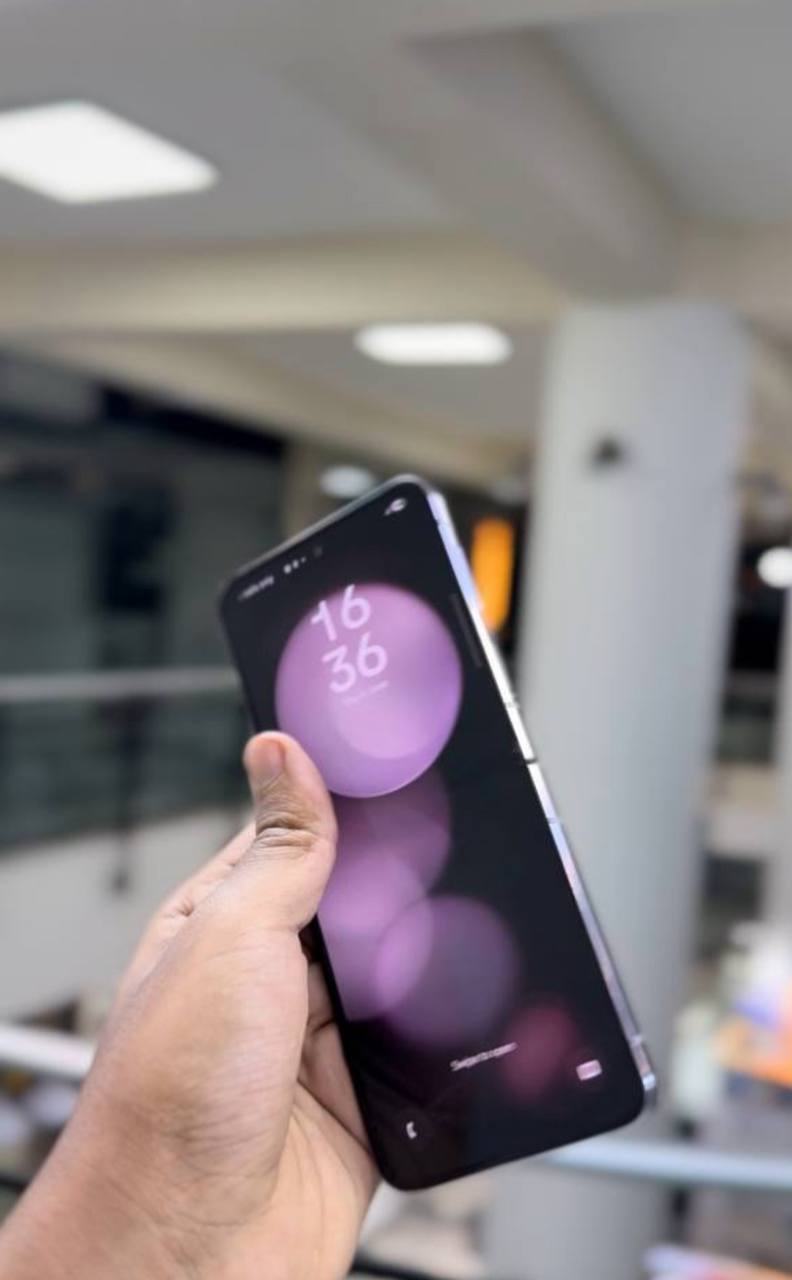 Samsung Galaxy Flip 5