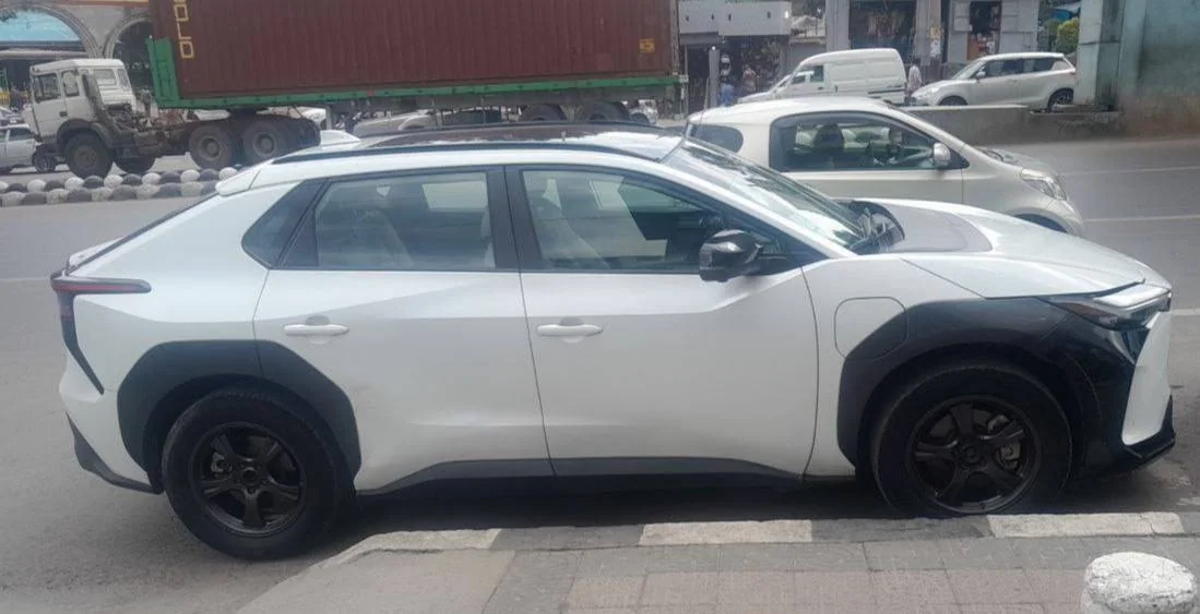 2022 Model-Toyota BZ4X EV