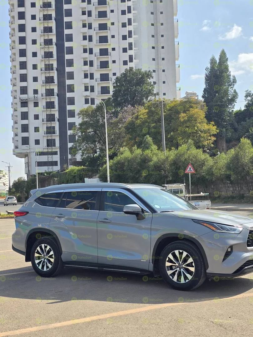 2023 Model-Toyota Highlander