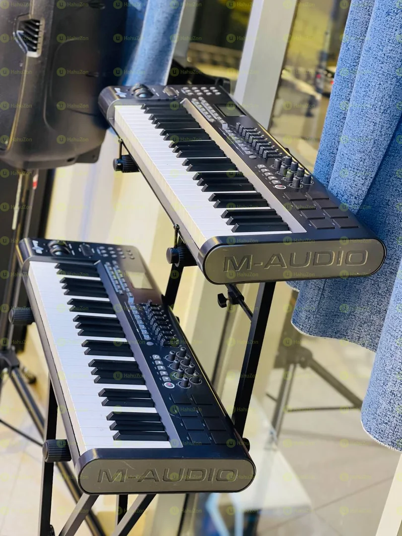 M audio AXIOM Midi Keyboard