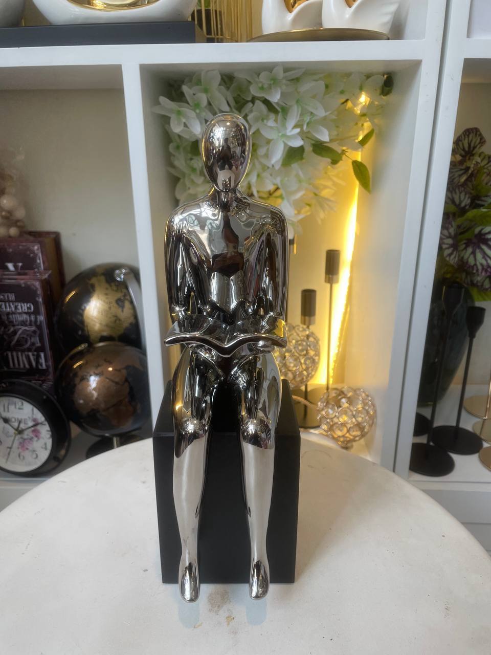 Reading Lady Ornaments Statue