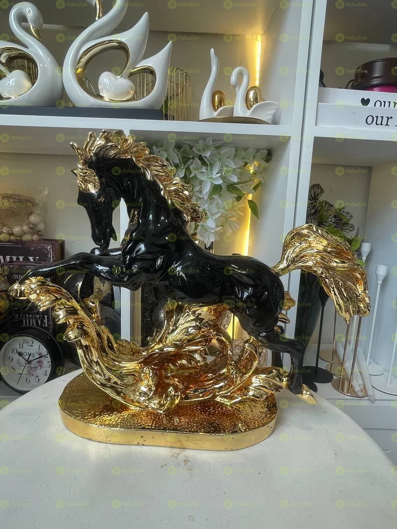 Horse Statue Sculpture