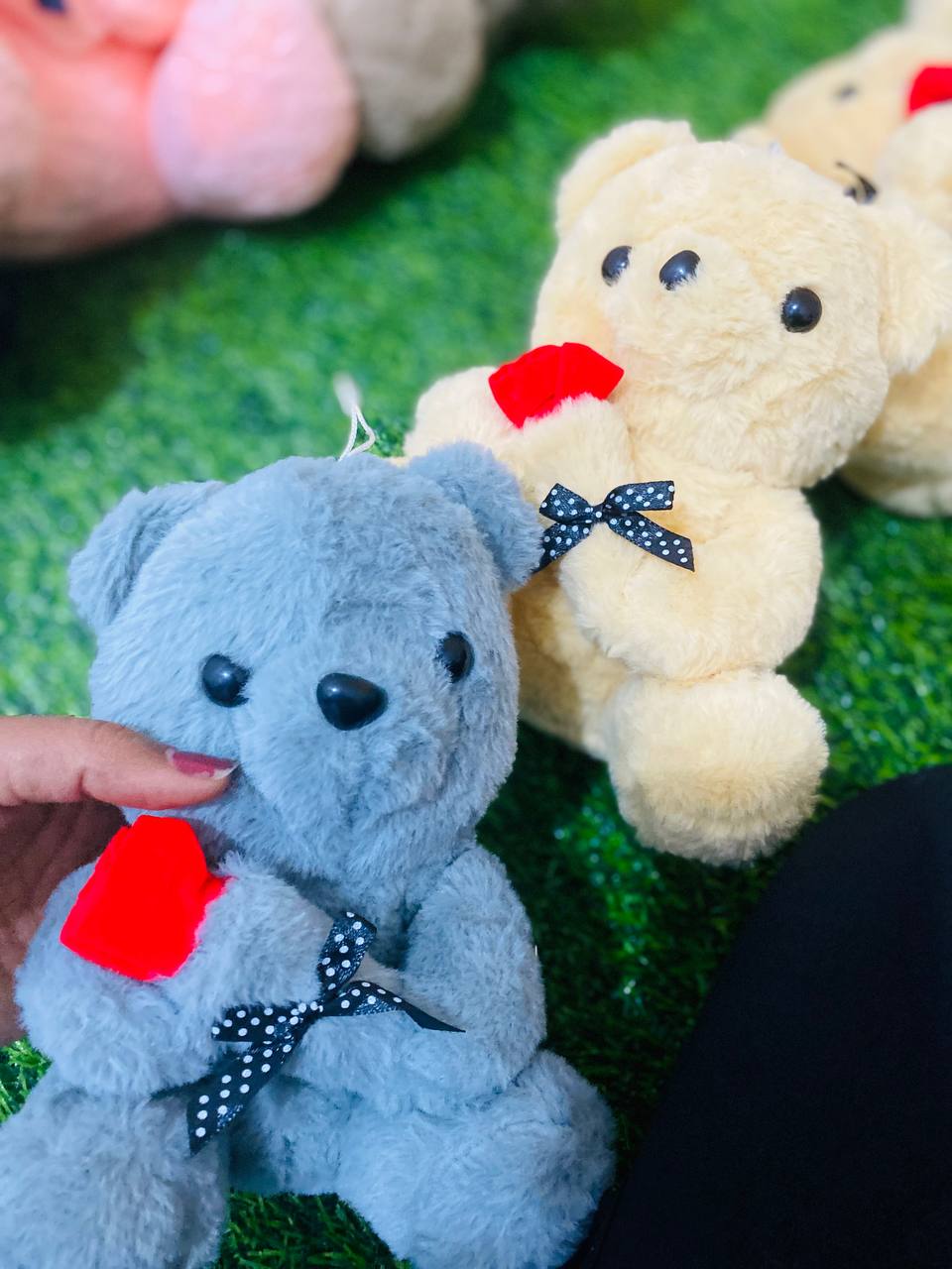 ባለ አበባ አነስተኛ ፈር አሻንጉሊት