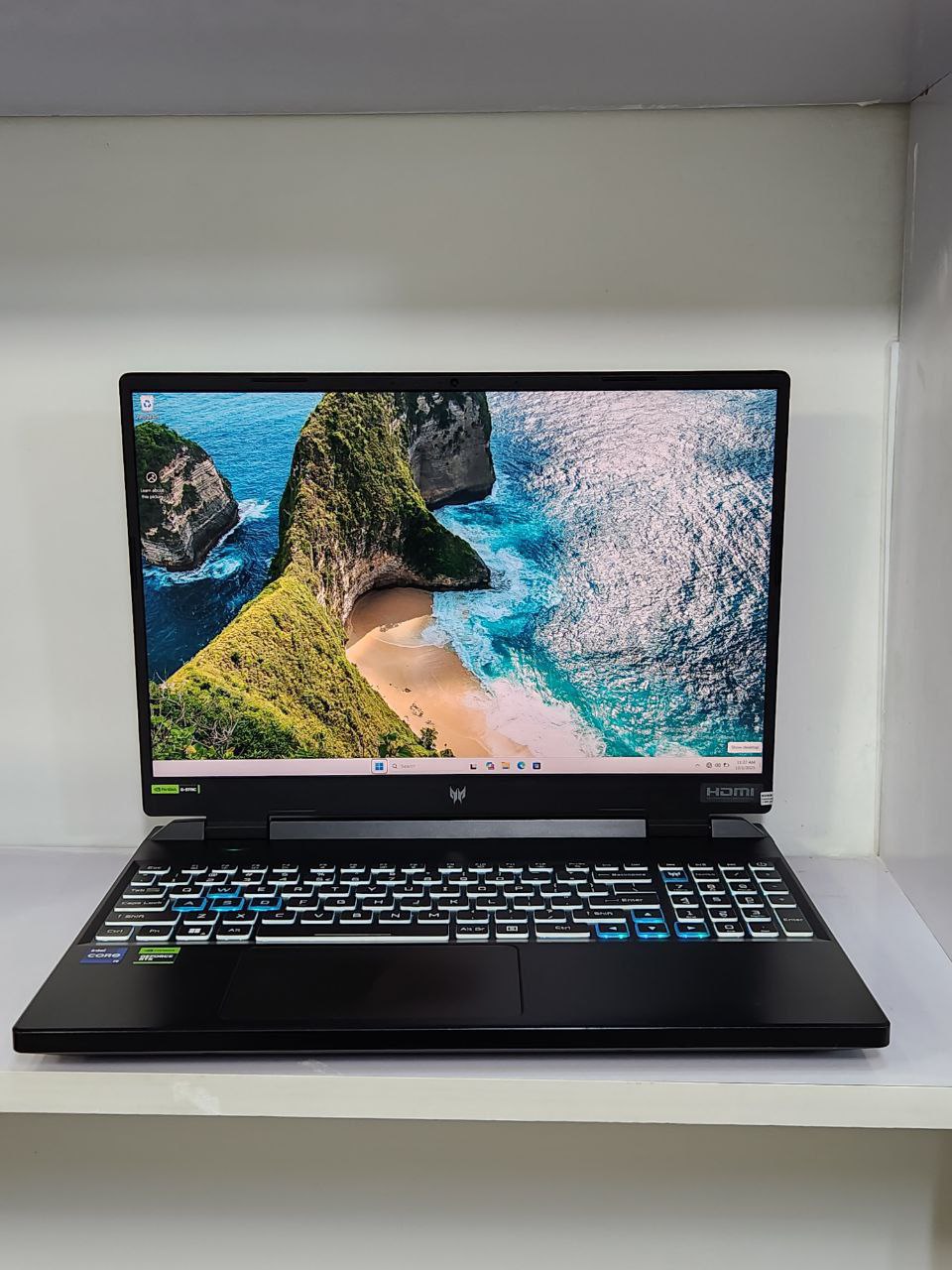 Acer Predator PHN 16 Intel Core i9 13th Generation Gaming Laptop