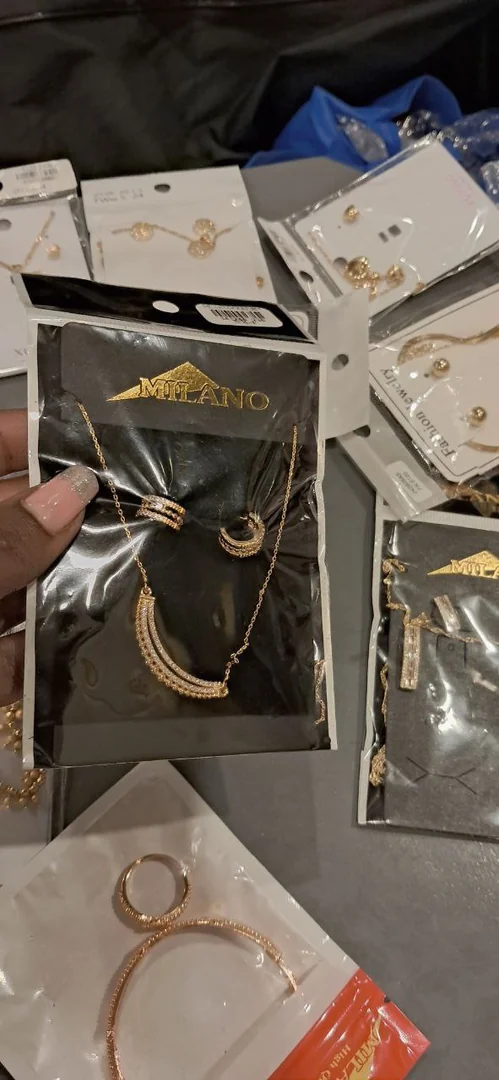 Neckless With Earring