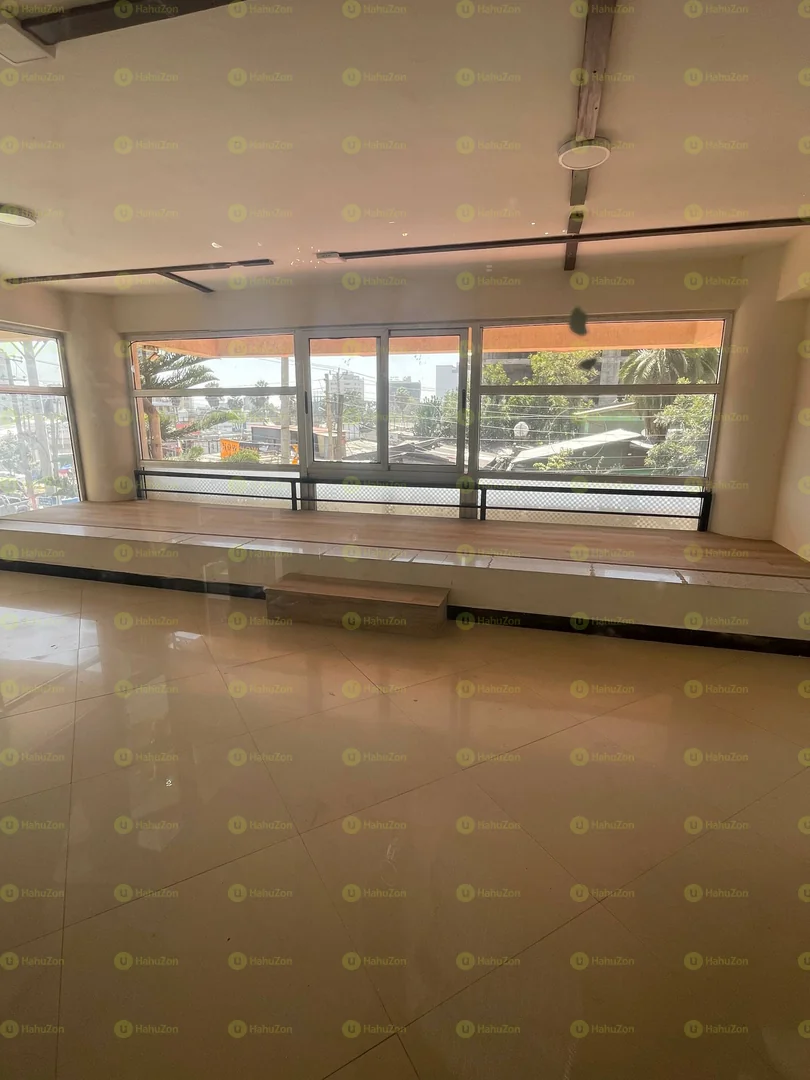 30 ካሬ የሚከራይ ሱቅ በጎላጎል