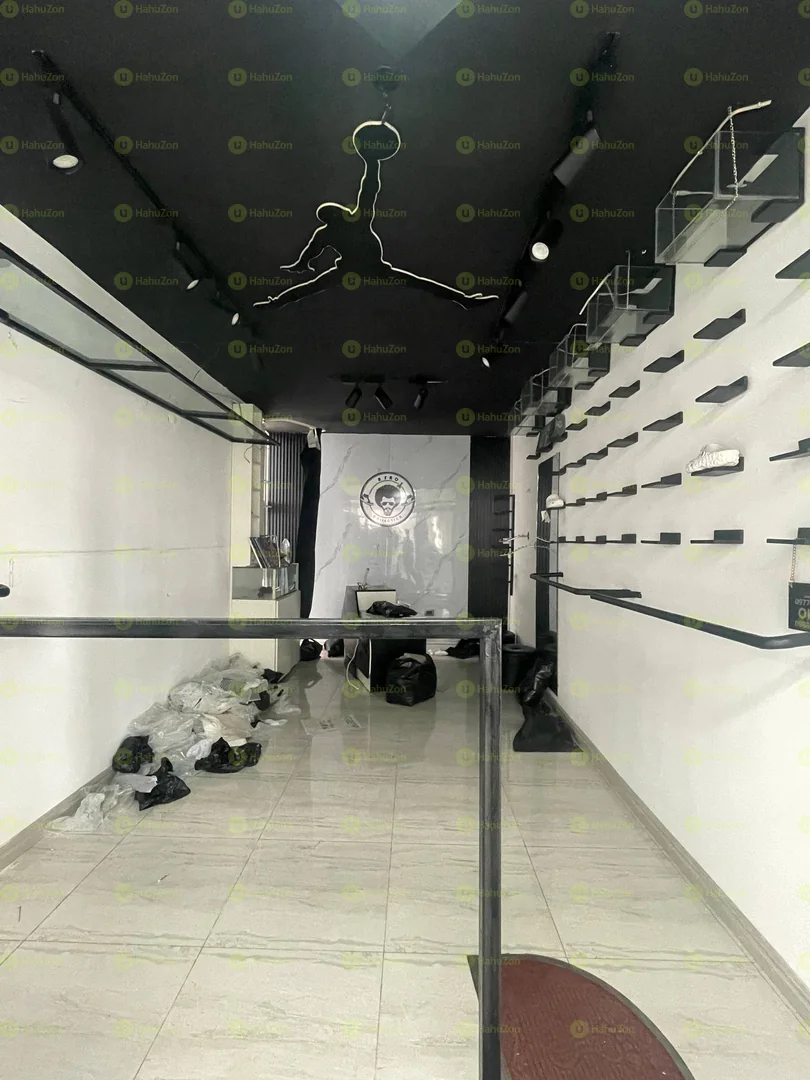 25 ካሬ ካሬ የሚከራይ ሱቅ በ22 ጎላጎል