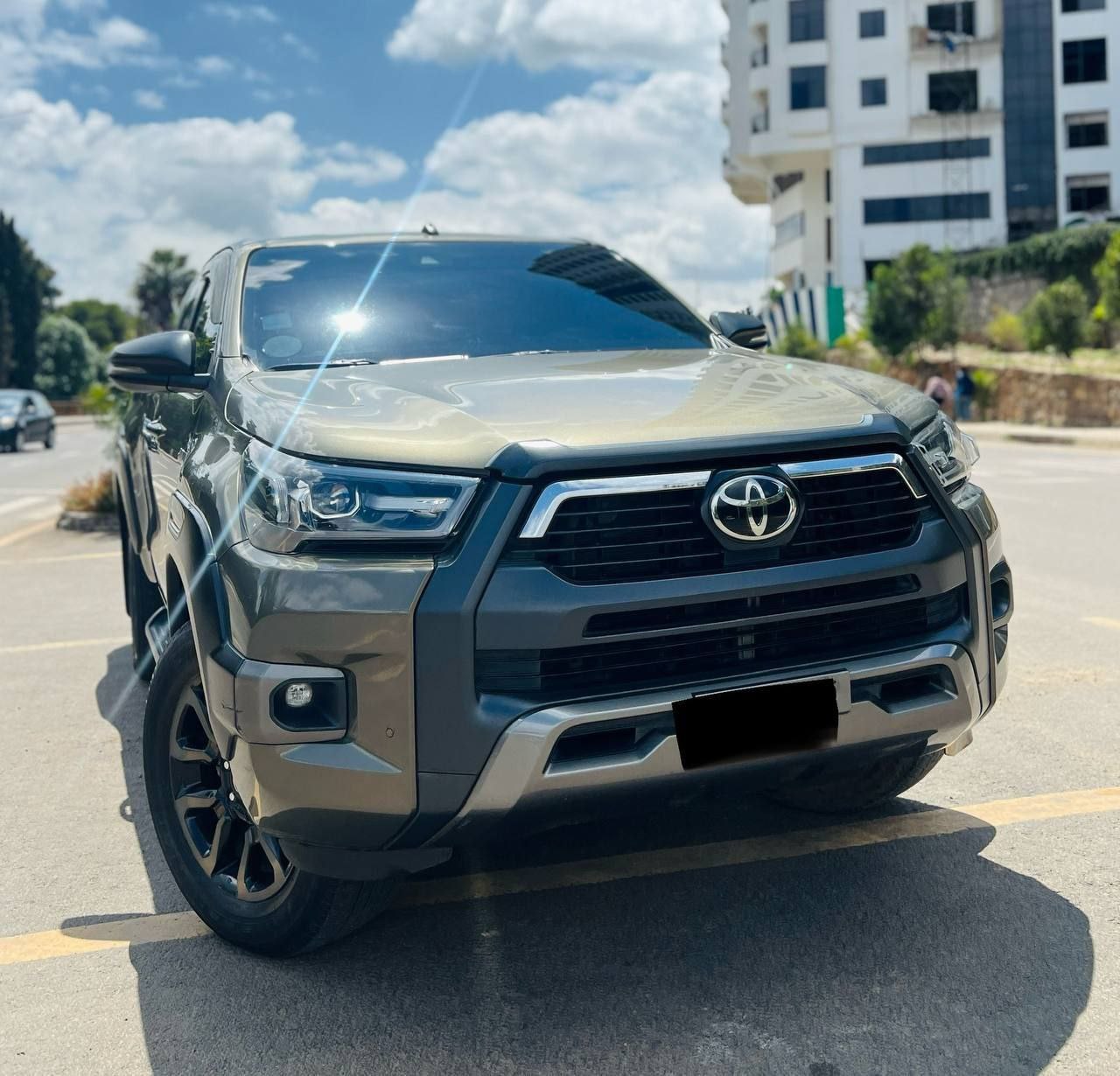 2022 Model-Toyota Hilux Invincible