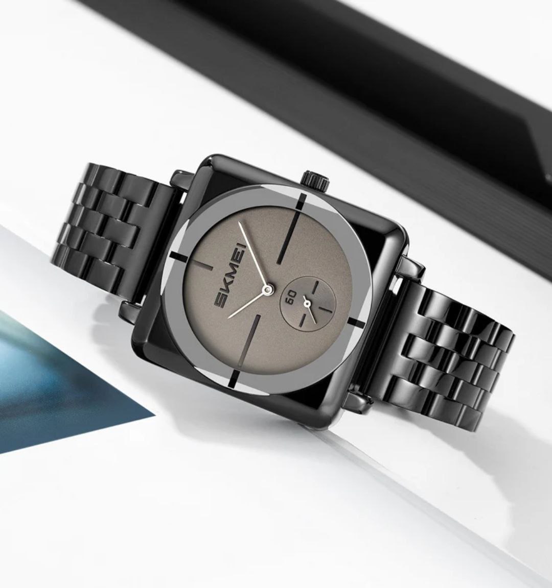 Skmei 2413 Men's Fashion Watches