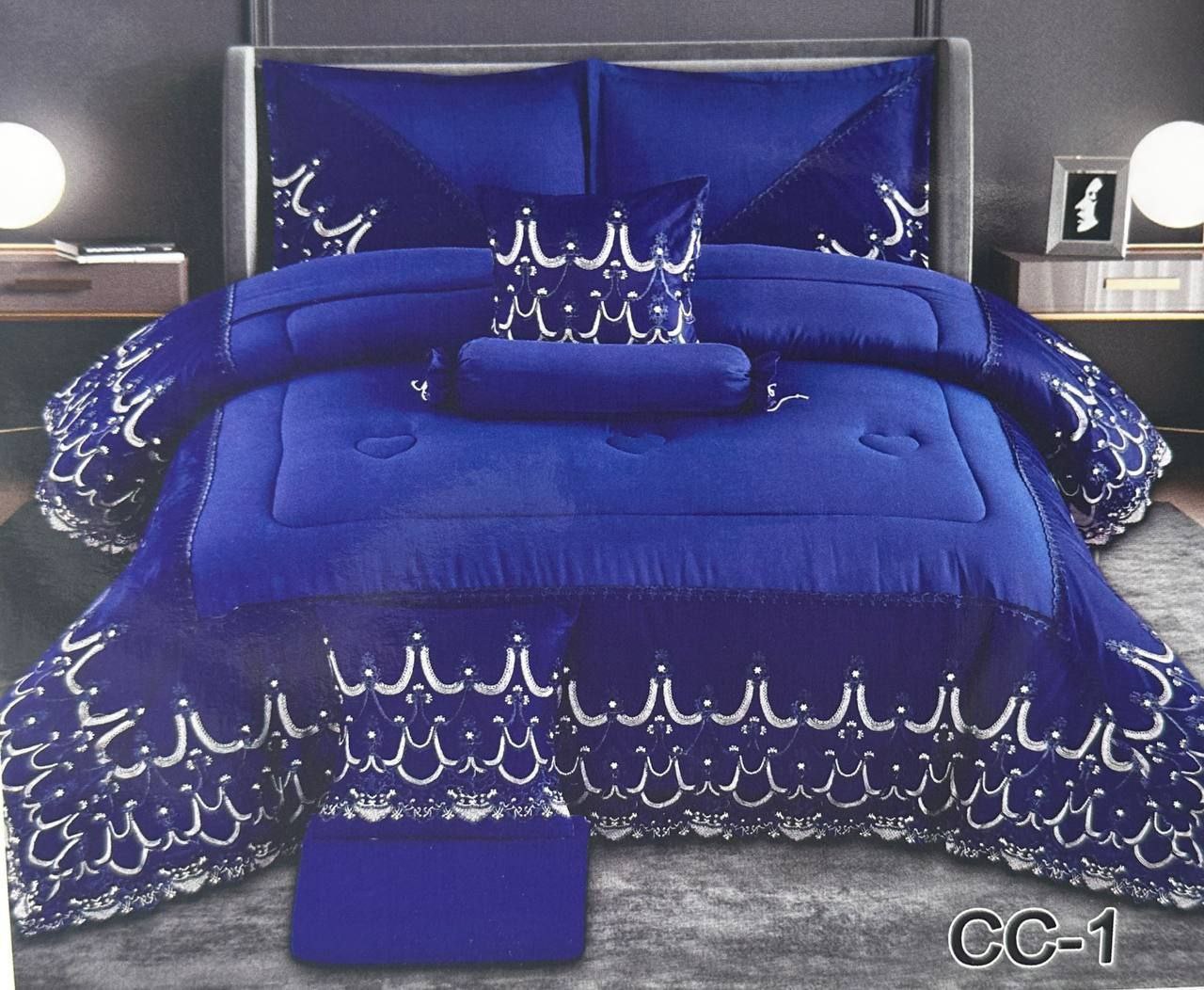 Mira Comforter Set