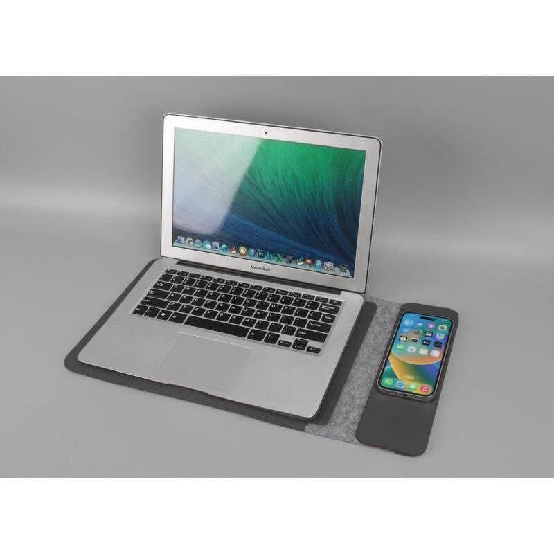 CAMDEN Laptop Sleeve with 15W Wireless Charger