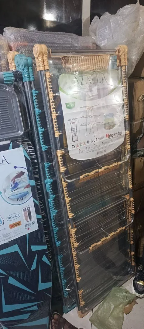 ወፍራሙ የቱርክ የልብስ ማስጫ