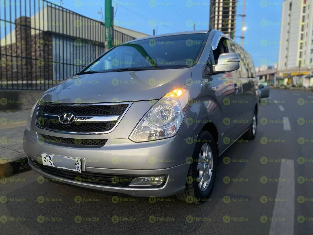 2015 Model-Hyundai Grand Starex