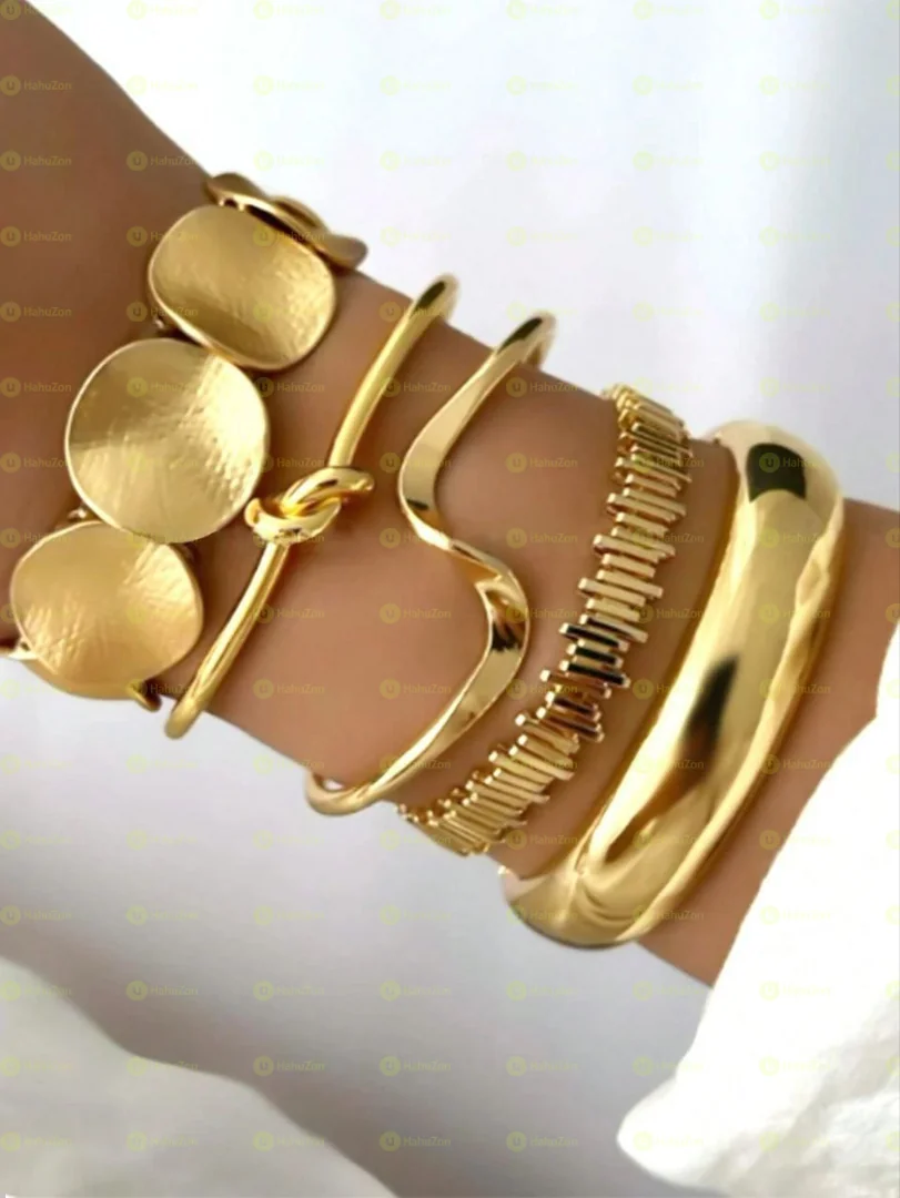 Fashionble Bracelet Set