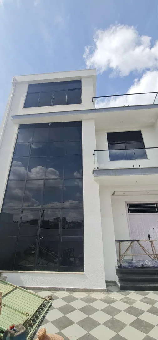 240 ካሬ የሚሸጥ G+1 ቤት በወሰን