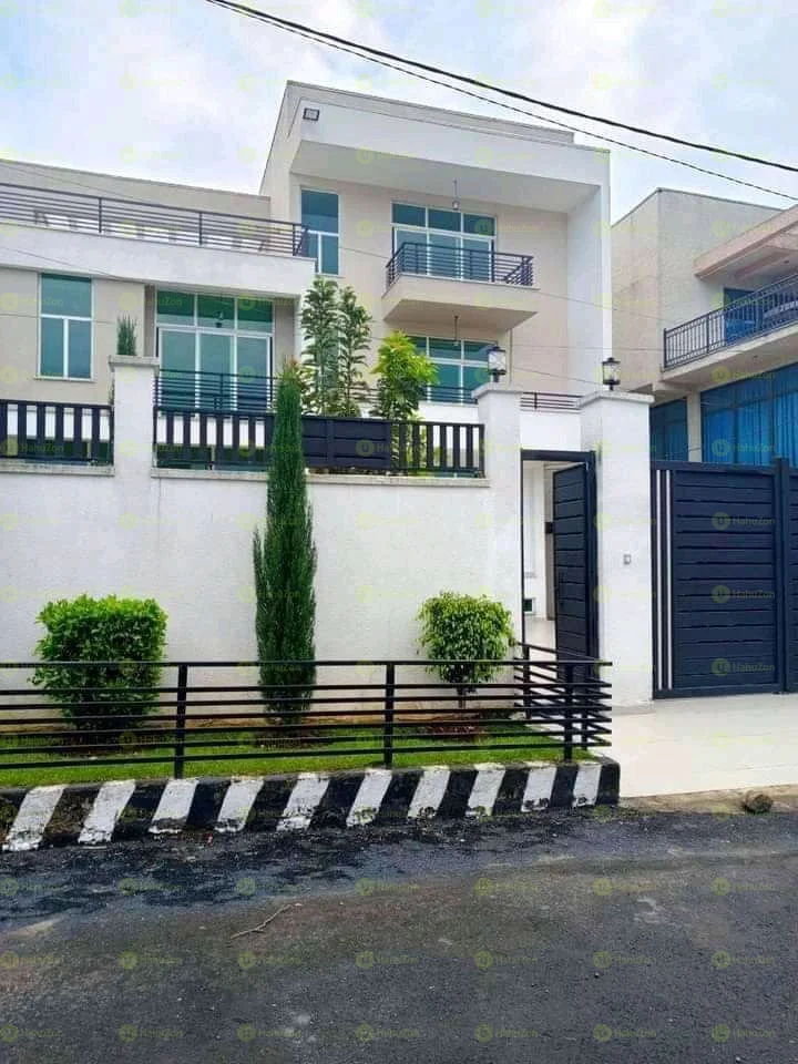 500 ካሬ የሚሸጥ ቤት በአያት