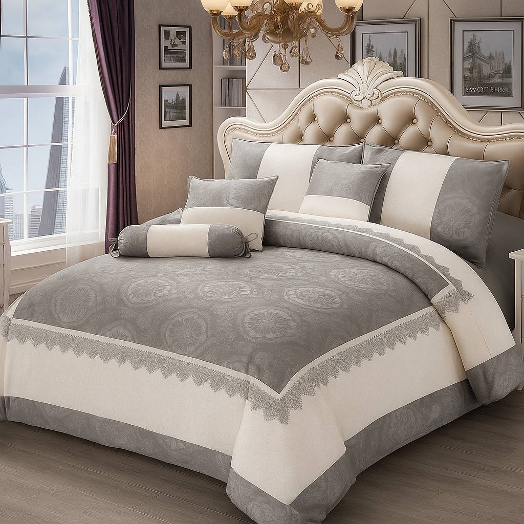 Seven Pcs Comforter Set