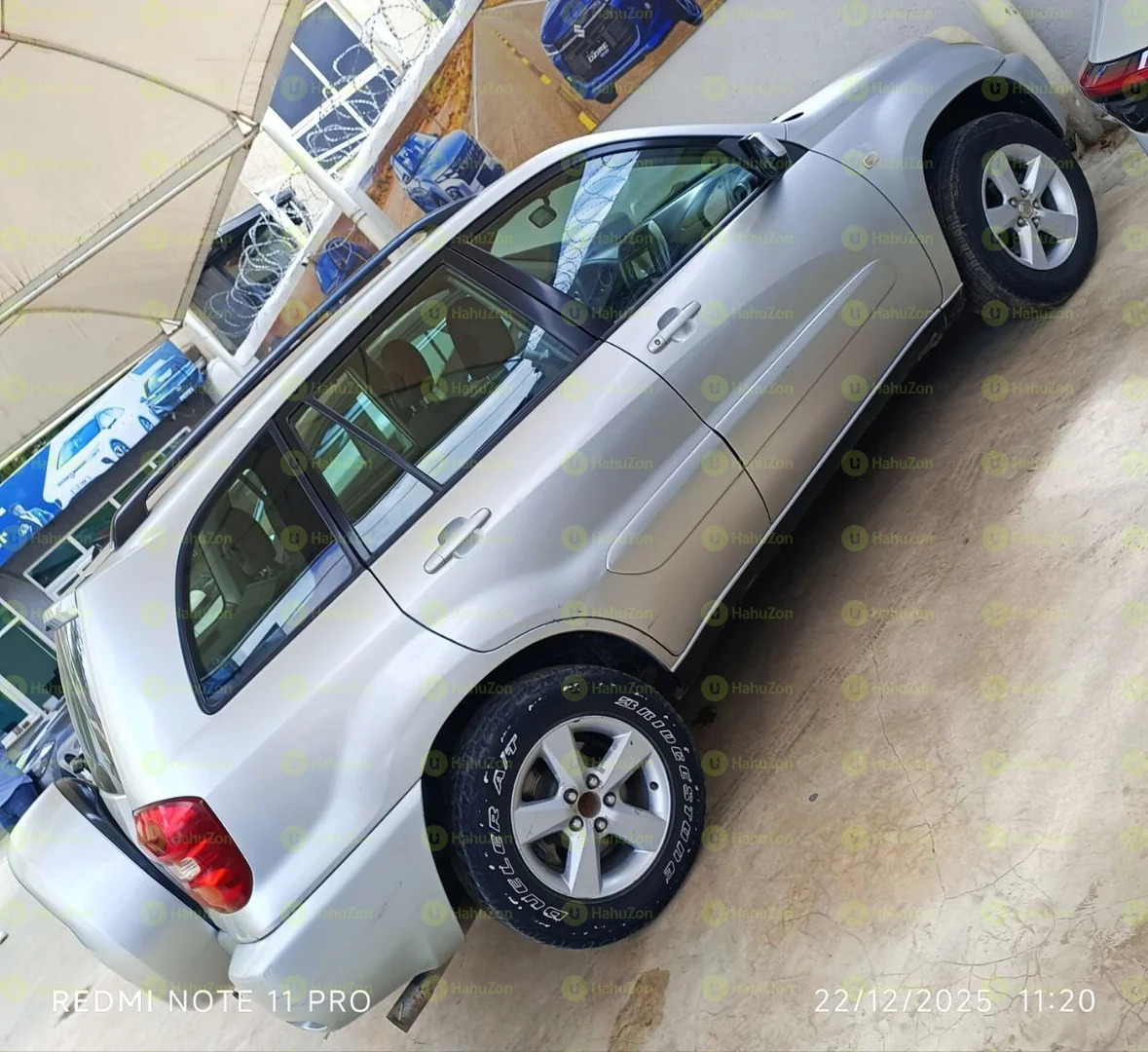 2005 Model-Toyota Rav4